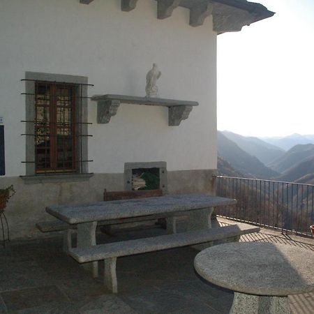Palazzo Gamboni Swiss Historic Hotel Comologno Luaran gambar